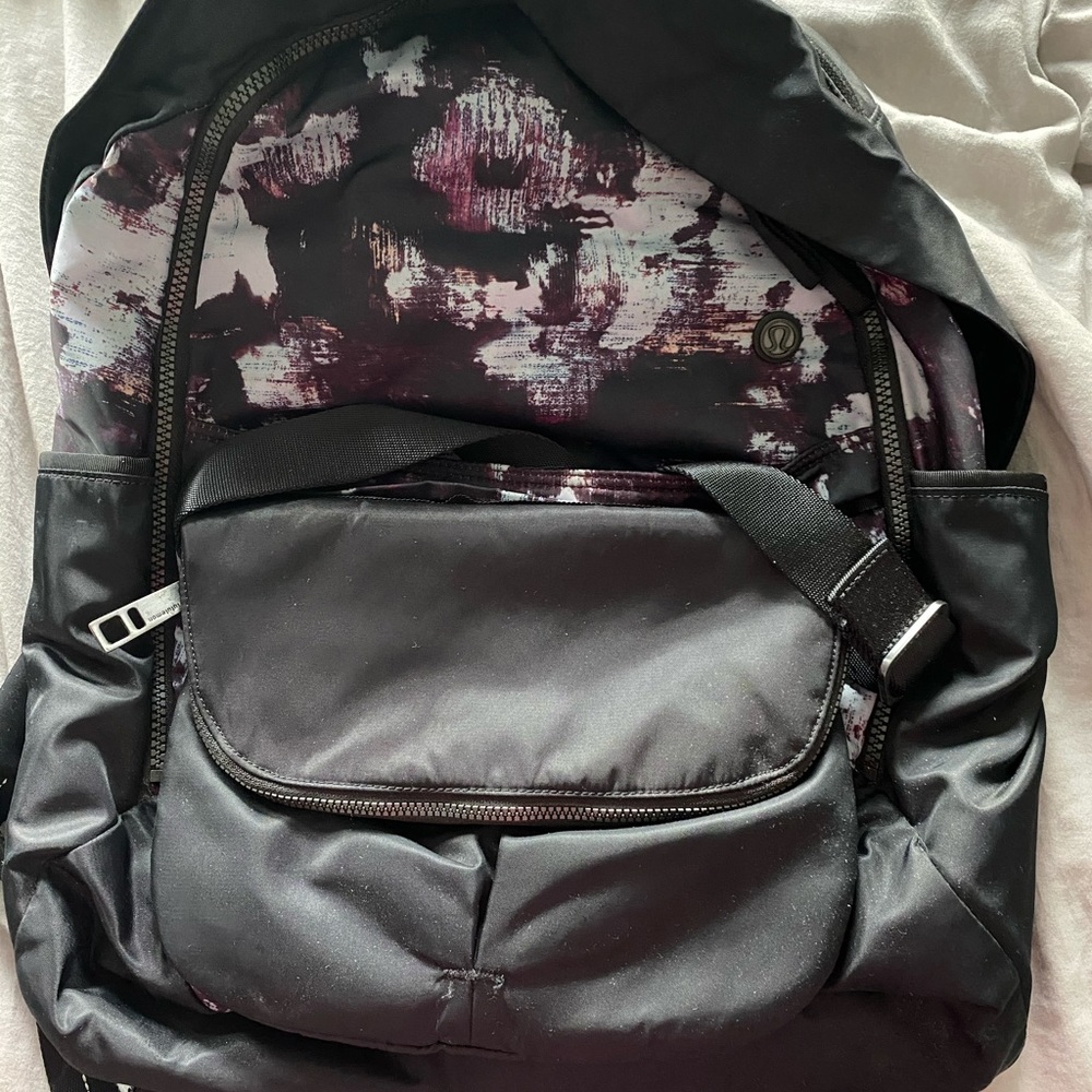Lululemon backpack with attached purse